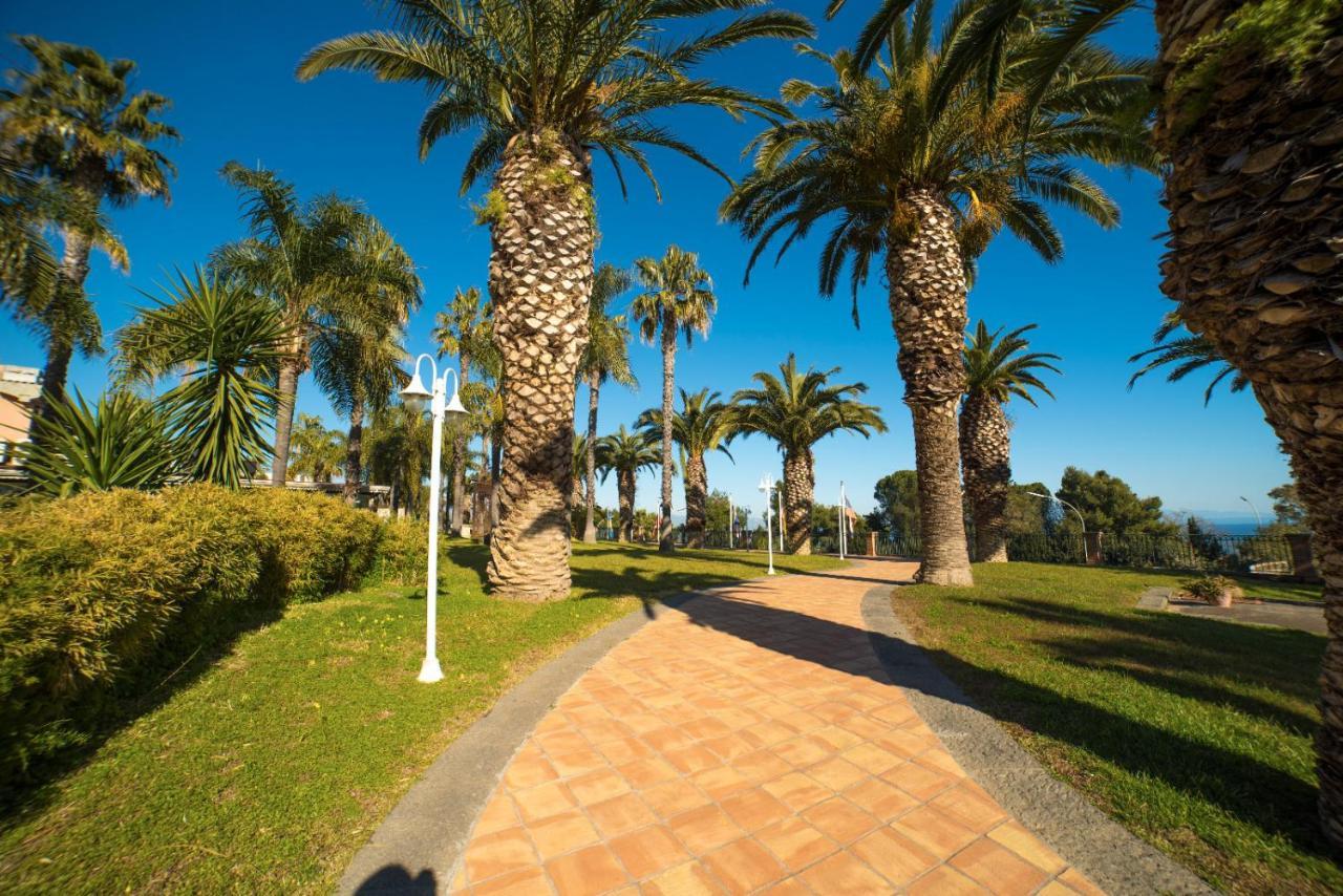 Orizzonte Acireale Hotel Exterior foto