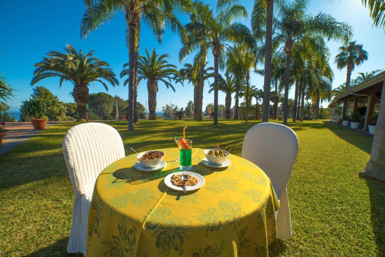 Orizzonte Acireale Hotel Exterior foto
